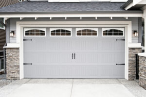 How Do I Choose a New Garage Door?