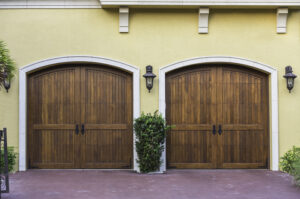 Top 4 Benefits of Getting a New Custom Garage Door For Your Home